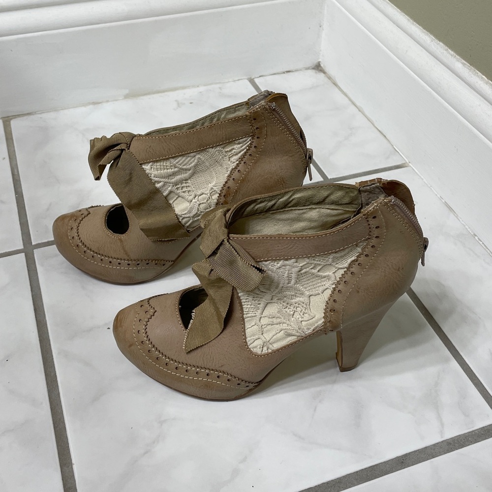 Tan Lace Peep Toe Heels